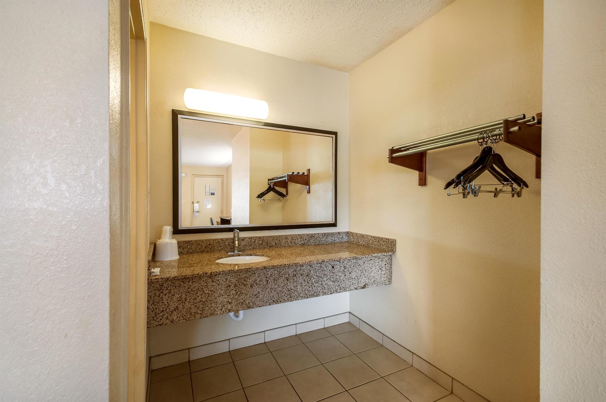 Motel 6-Washington, Dc - Convention Center Dış mekan fotoğraf