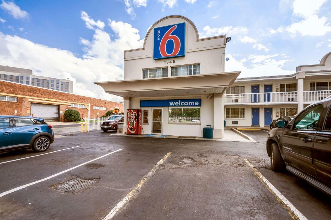 Motel 6-Washington, Dc - Convention Center Dış mekan fotoğraf